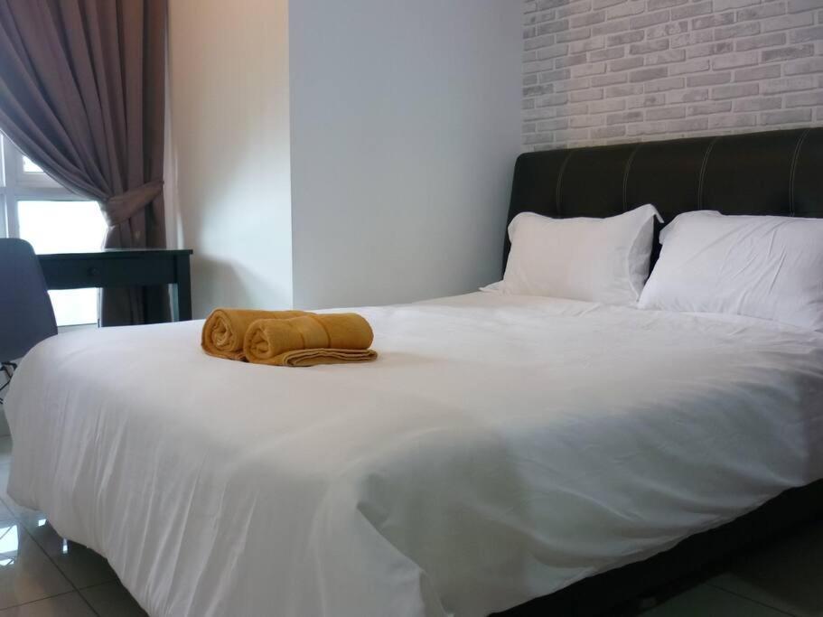 2 Bedrooms & 2 Bathrooms Near New Gurney Bay George Town Zewnętrze zdjęcie